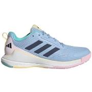 Kengät adidas  JQ3601  42