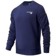 Svetari New Balance  Classic Core Fleece Crew  EU M