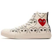 Tennarit Comme Des Garcons  Converse  White Heart Print  40 1/2