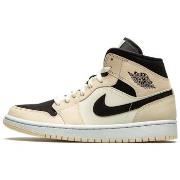 Tennarit Nike  1 Mid Barely Orange  41