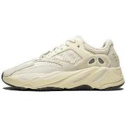 Kengät Yeezy  700 Analog  36