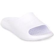 Sandaalit Nike  VICTORI ONE SHOWER SLIDE  38