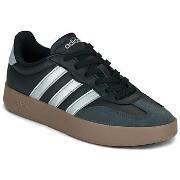 Kengät adidas  BARREDA  36