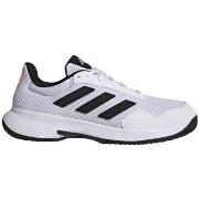 Kengät adidas  Game Spec 2  42