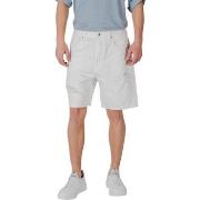 Shortsit & Bermuda-shortsit Gianni Lupo  GL2508YH  IT 50