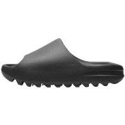 Rantasandaalit Yeezy  Slide Onyx  47