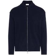 Neuleet / Villatakit Paolo Pecora  -  IT L