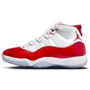 Tennarit Nike  11 Retro Cherry (2022)  41