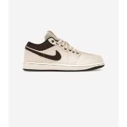 Kengät Nike  Jordan 1 Low Premium Pale Ivory Off Noir Baroque Brown  4...