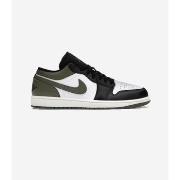 Kengät Nike  Jordan 1 Low Black Toe Medium Olive  42