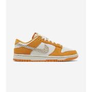Kengät Nike  Dunk Low AS Safari Swoosh Kumquat  42