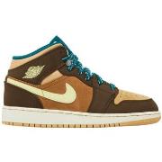 Kengät Nike  Jordan 1 Mid Cacao Wow (GS)  35 1/2