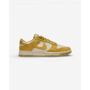 Kengät Nike  Dunk Low Dark Sulfur Gold Mini Swoosh (Women's)  38