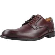 Kengät Clarks  Zapatos De Vestir Hombre Modèle Clarkspro Lace  42 1/2