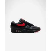 Kengät Nike  Air Max 1 Essential "Blach University Red"  42