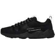 Kengät Nike  Air Zoom Spiridon Fragment Design Black  45 1/2