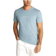 Lyhythihainen t-paita Calvin Klein Jeans  J30J327075  EU L