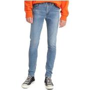 Farkut Levis  84558 0124  US 29 / 32