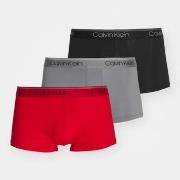 Bokserit Calvin Klein Jeans  LOW RISE TRUNK 3PK  EU S