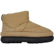Tennarit UGG  Classic Maxi  41