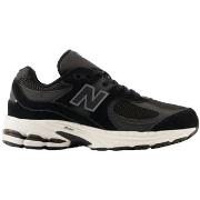 Tennarit New Balance  2002  37