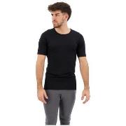 Lyhythihainen t-paita adidas  T-shirt  Xperior Merino 150  EU M