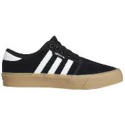 Kengät adidas  Chaussures basses  Seeley XT en cuir noir  42 2/3