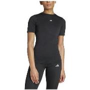 Lyhythihainen t-paita adidas  T-shirt  Techfit Training  EU XL