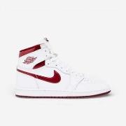 Kengät Nike  Jordan Brand Air Jordan 1 Retro High '85 "Metallic Burgun...