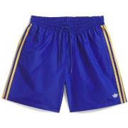 Shortsit & Bermuda-shortsit adidas  Skt wtr short  EU S