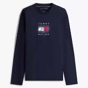 Neulepusero Tommy Hilfiger  LINEAR FLAG GRAPHIC LS T  EU M