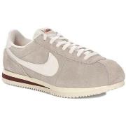 Kengät Nike  HF3142001  38