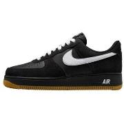 Kengät Nike  Air Force 1 '07 LV8  44