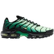 Kengät Nike  Air Max Plus TN  42