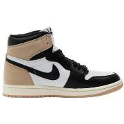 Kengät Nike  Baskets  AIR JORDAN 1 RETRO HIGH OG LATTE  35 1/2