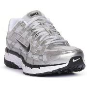 Kengät Nike  101 P 6000 METALLIC SILVER  38