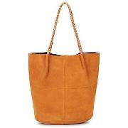 Olkalaukut Pieces  PCBRIANNA SUEDE SHOPPER  Yksi Koko