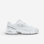 Kengät New Balance  740 White/Silver  43