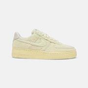 Kengät Nike  Air Force 1 07 Wmns "Sail Pony Hair"  38