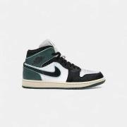 Kengät Nike  Jordan 1 Mid SE Oxidized Green (Women's)  36