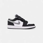 Kengät Nike  Jordan 1 Low Black White Grey (GS)  40