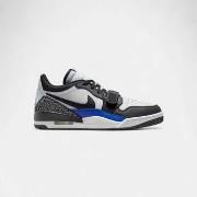 Kengät Nike  Jordan Legacy 312 Low White Game Royal  40 1/2