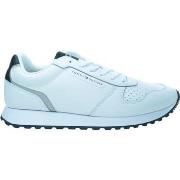 Kengät Tommy Hilfiger  FM0FM05453YBS  40