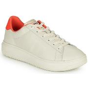 Kengät Tommy Hilfiger  LOWCUT LEATHER CUPSOLE  36