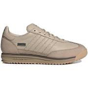 Kengät adidas  JR1643  43 1/3