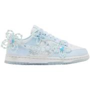 Kengät Nike  Dunk Low Susan Fang Artist Collection (Women's)  41
