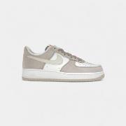 Kengät Nike  Air Force 1 Low '07 College Grey Light Orewood Brown  40