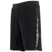 Shortsit & Bermuda-shortsit Emporio Armani  7M000143AF13538UC001  EU M