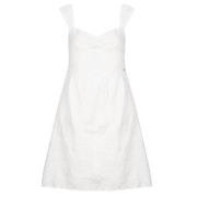 Lyhyt mekko Guess  SS STELLA EMBROIDERY MINI  EU S