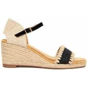 Kangassandaalit Montevita  104992  37